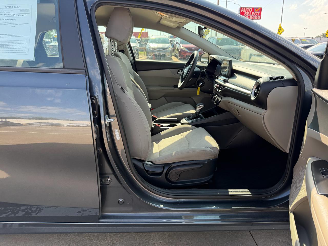 Kia Forte LXS IVT 2021