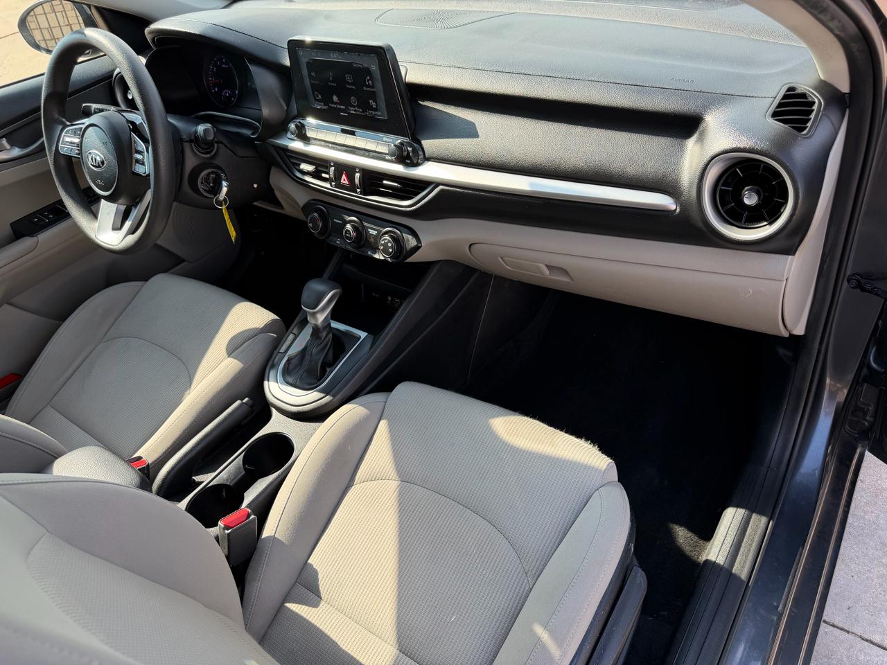 Kia Forte LXS IVT 2021