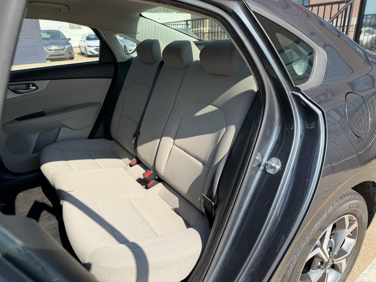 Kia Forte LXS IVT 2021
