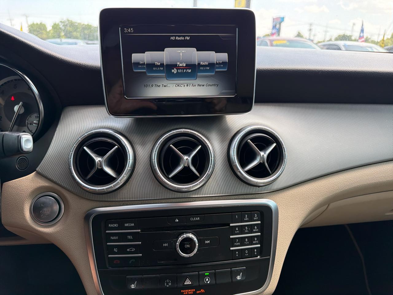 Mercedes-Benz CLA-Class 4dr Sdn CLA 250 4MATIC 2015