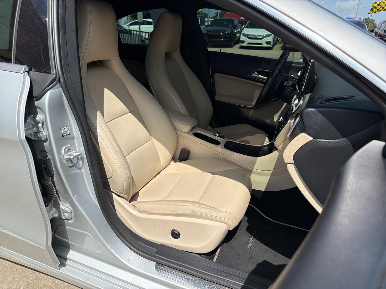 Mercedes-Benz CLA-Class 4dr Sdn CLA 250 4MATIC 2015