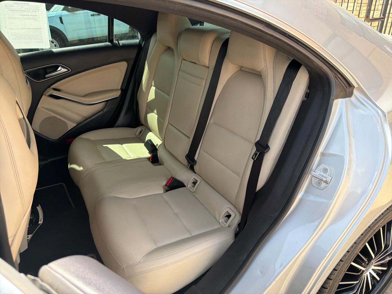 Mercedes-Benz CLA-Class 4dr Sdn CLA 250 4MATIC 2015