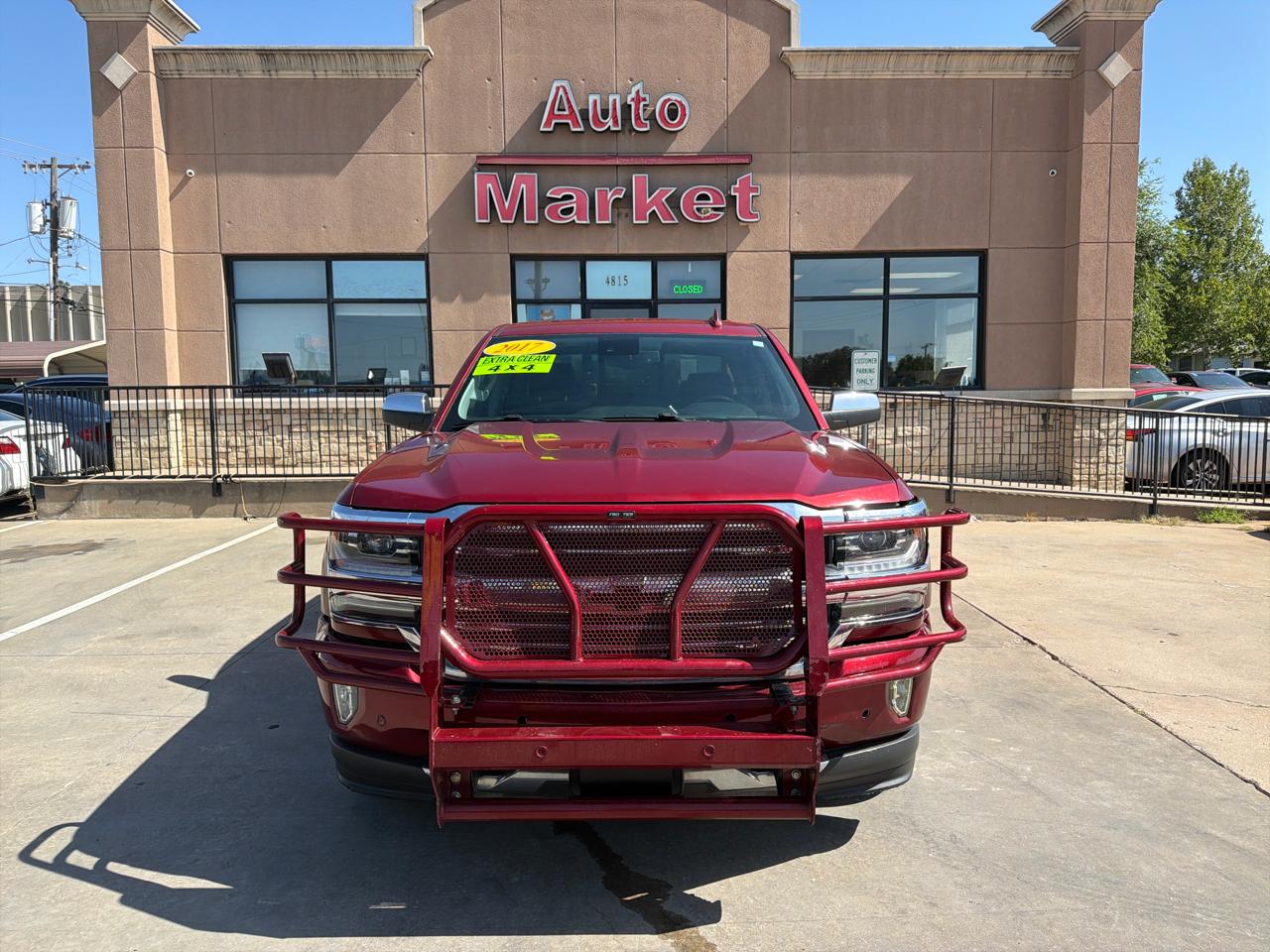 Chevrolet Silverado 1500 4WD Crew Cab 143.5" LT w/2LT 2017