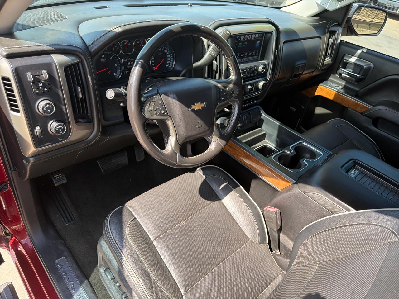 Chevrolet Silverado 1500 4WD Crew Cab 143.5" LT w/2LT 2017