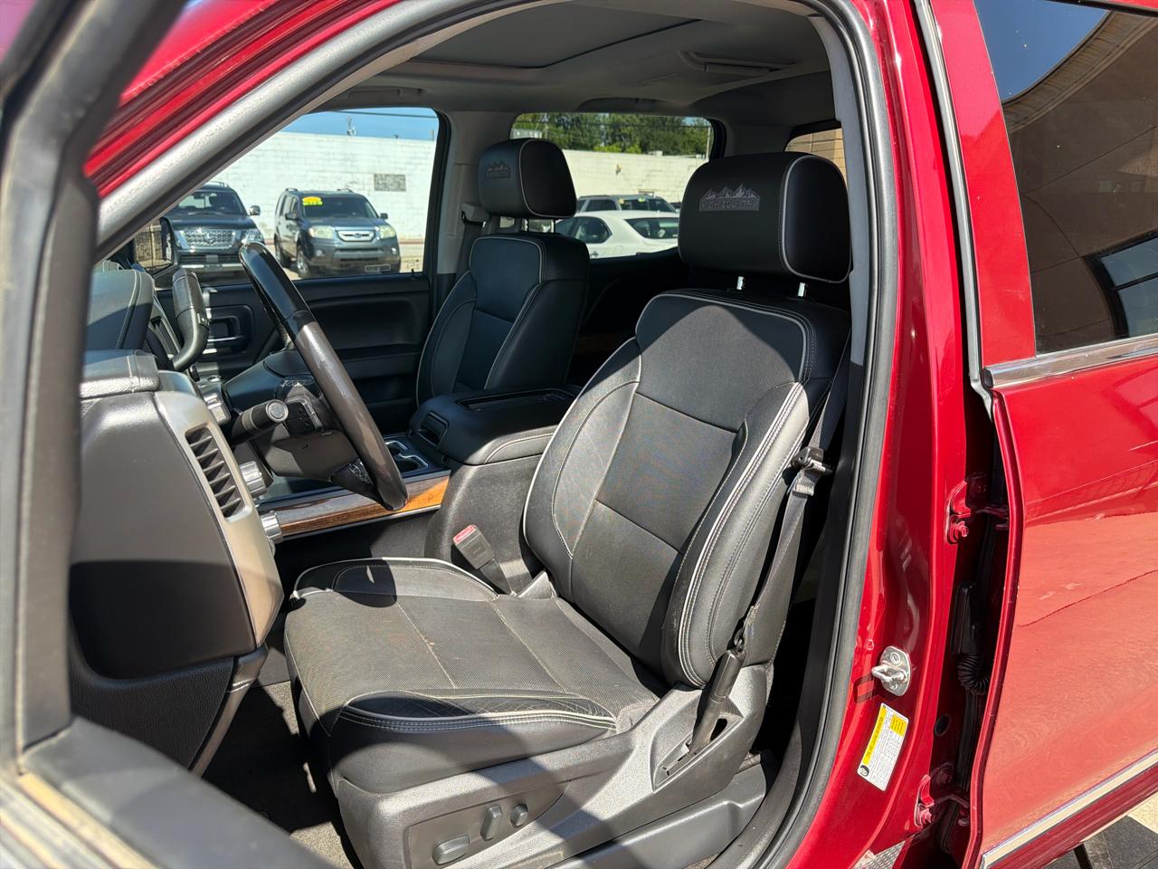 Chevrolet Silverado 1500 4WD Crew Cab 143.5" LT w/2LT 2017