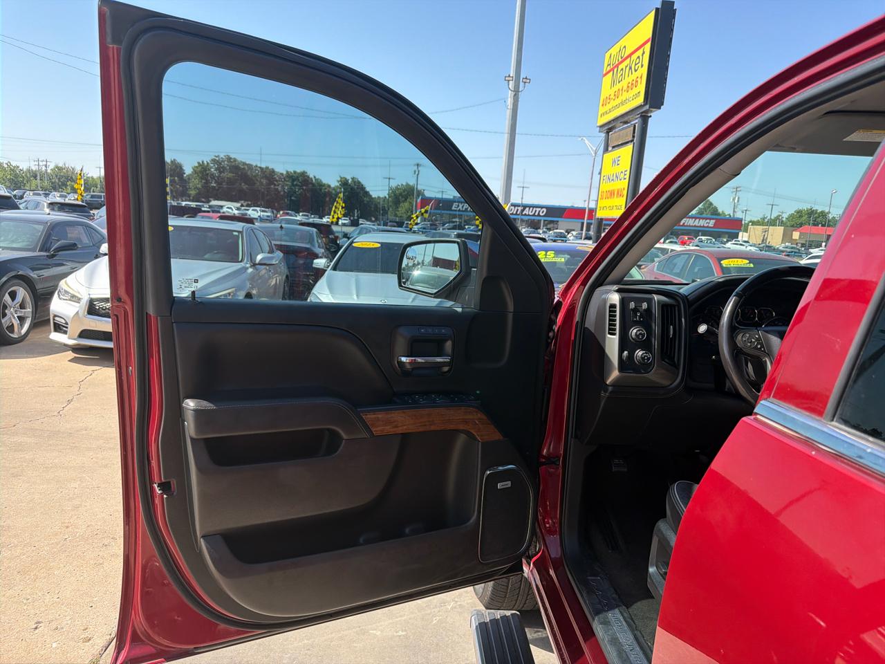 Chevrolet Silverado 1500 4WD Crew Cab 143.5" LT w/2LT 2017