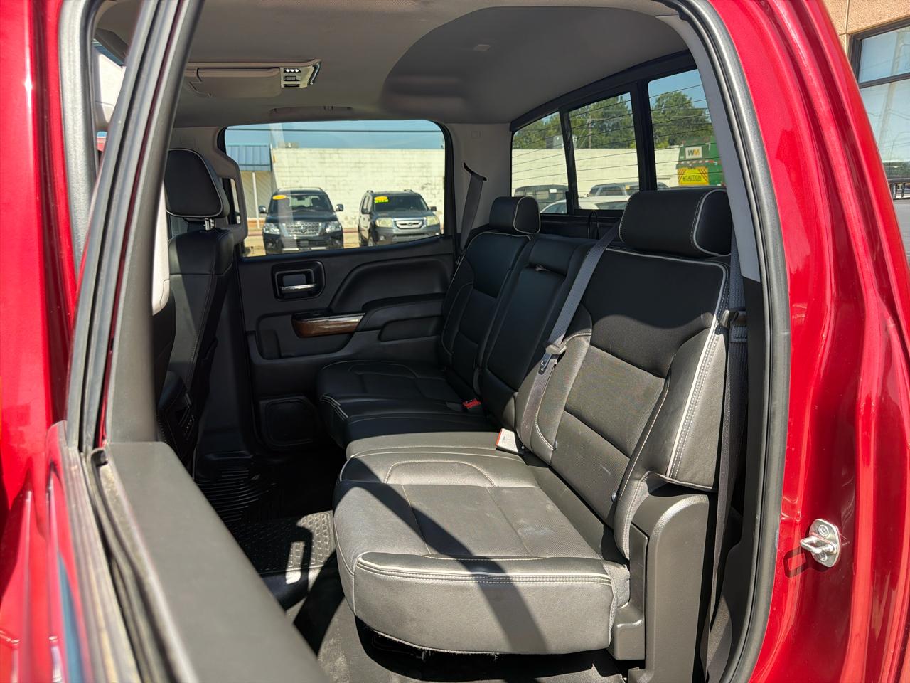 Chevrolet Silverado 1500 4WD Crew Cab 143.5" LT w/2LT 2017