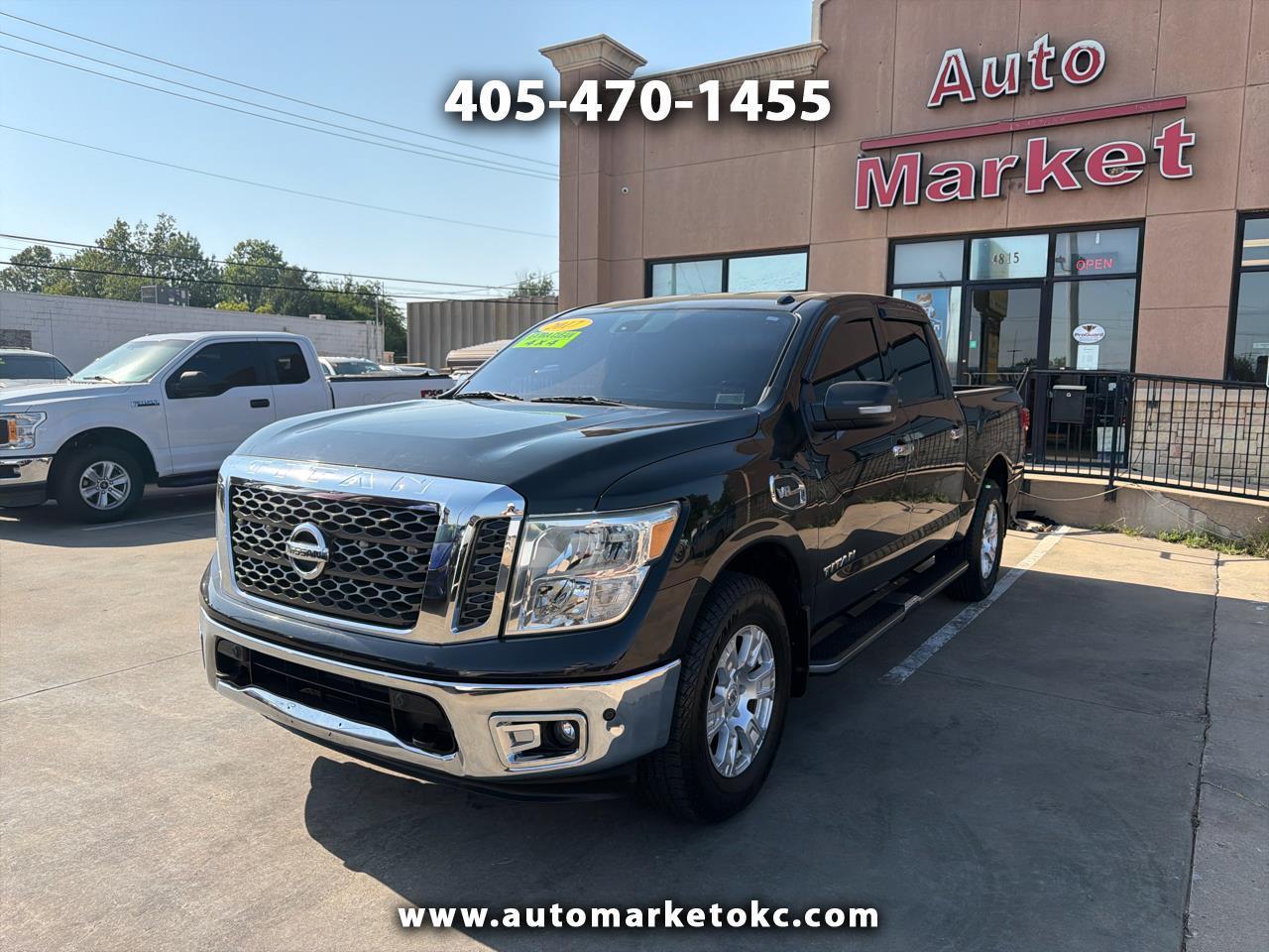 2017 Nissan Titan 4x4 Crew Cab SV
