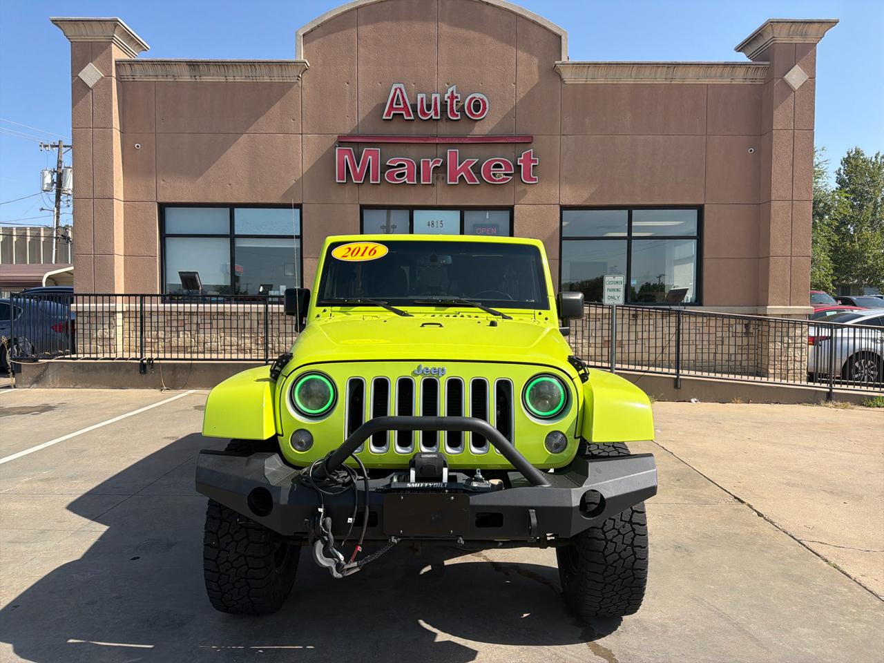 Jeep Wrangler Unlimited 4WD 4dr Sahara 2016