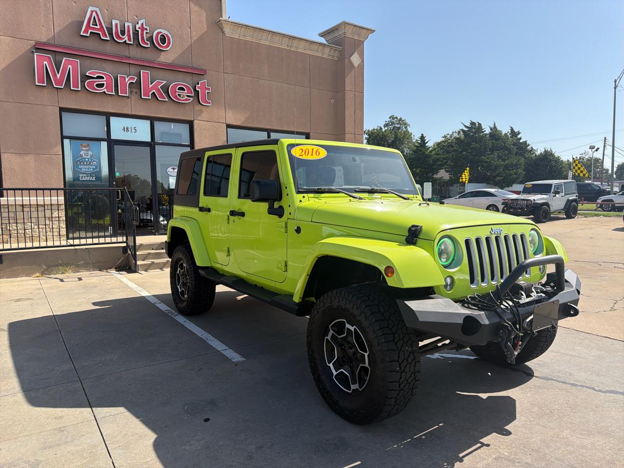 Jeep Wrangler Unlimited 4WD 4dr Sahara 2016