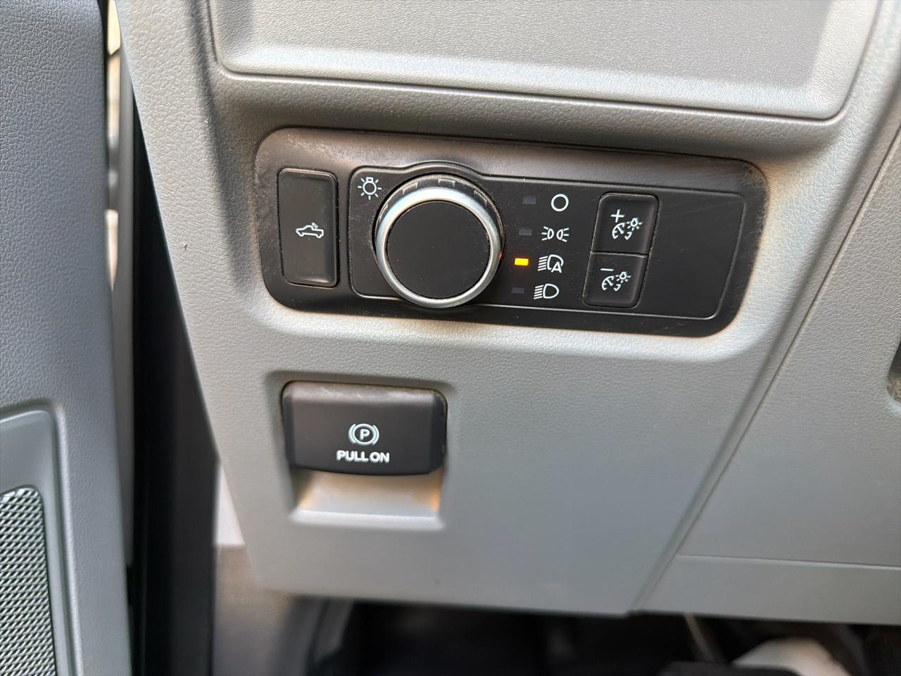 Ford F-150 4WD SuperCab 145" XL 2021