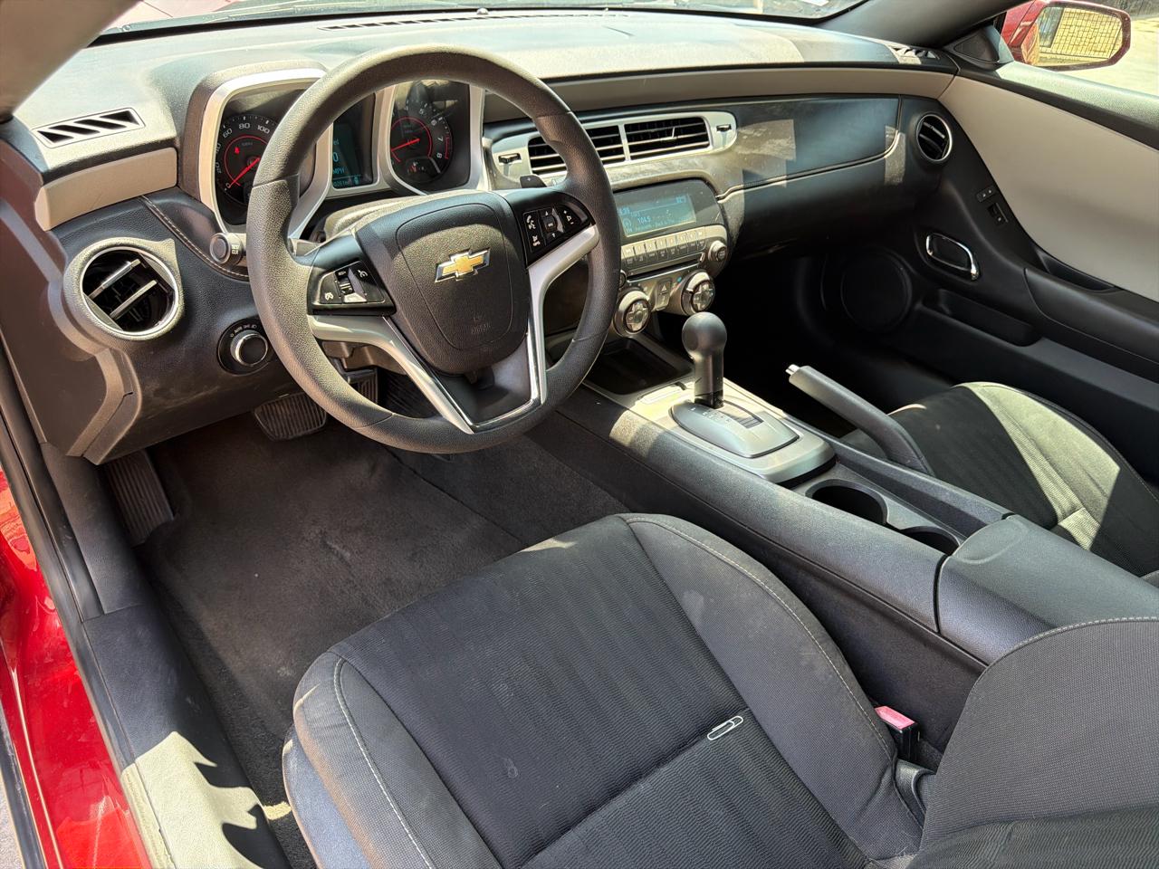 Chevrolet Camaro 2dr Cpe LS w/2LS 2015
