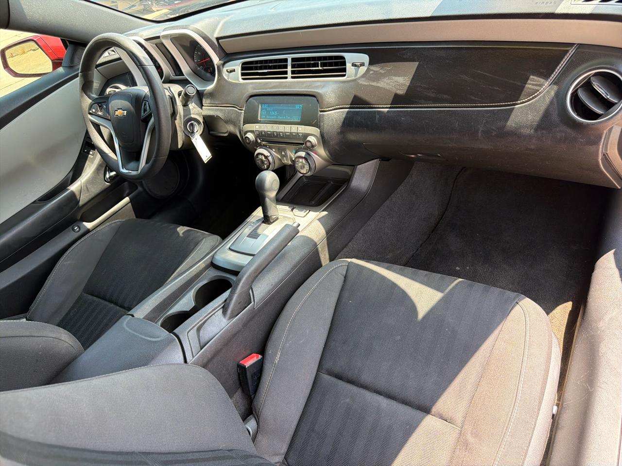 Chevrolet Camaro 2dr Cpe LS w/2LS 2015