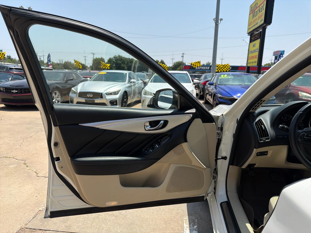 Infiniti Q50 3.0t LUXE RWD 2020