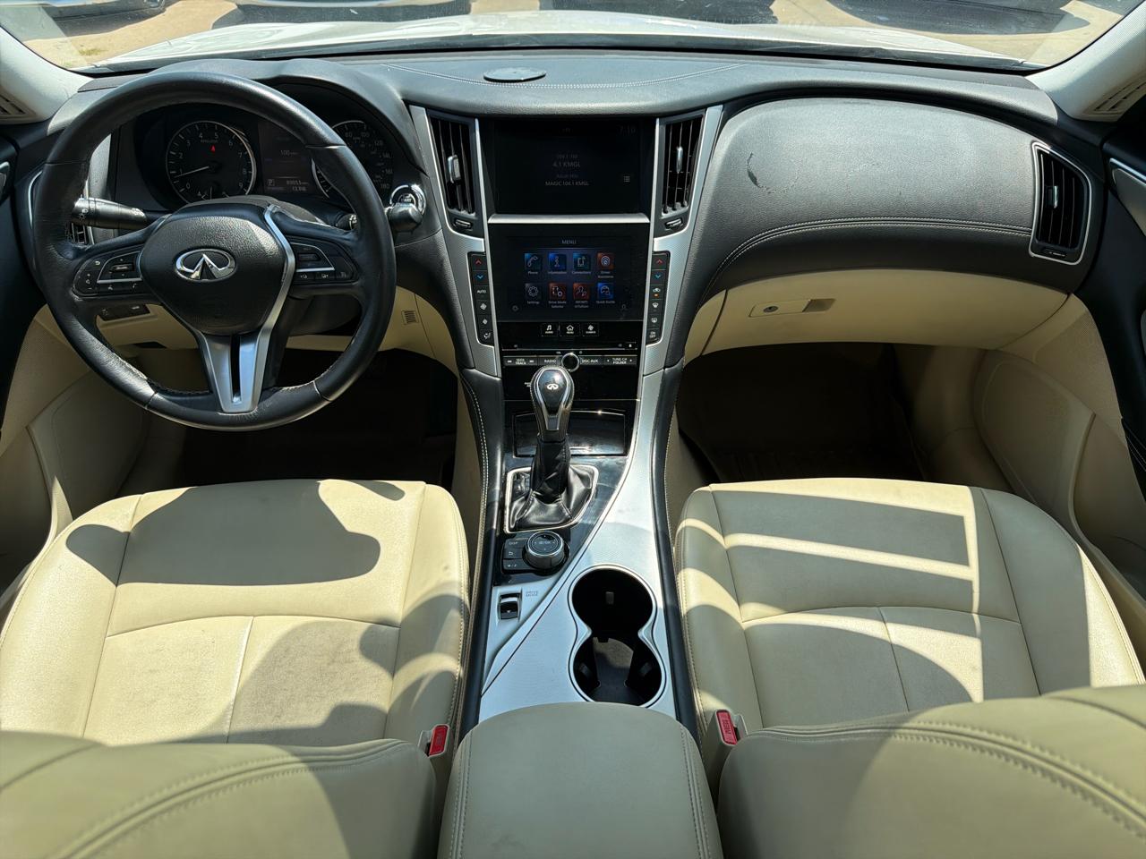 Infiniti Q50 3.0t LUXE RWD 2020