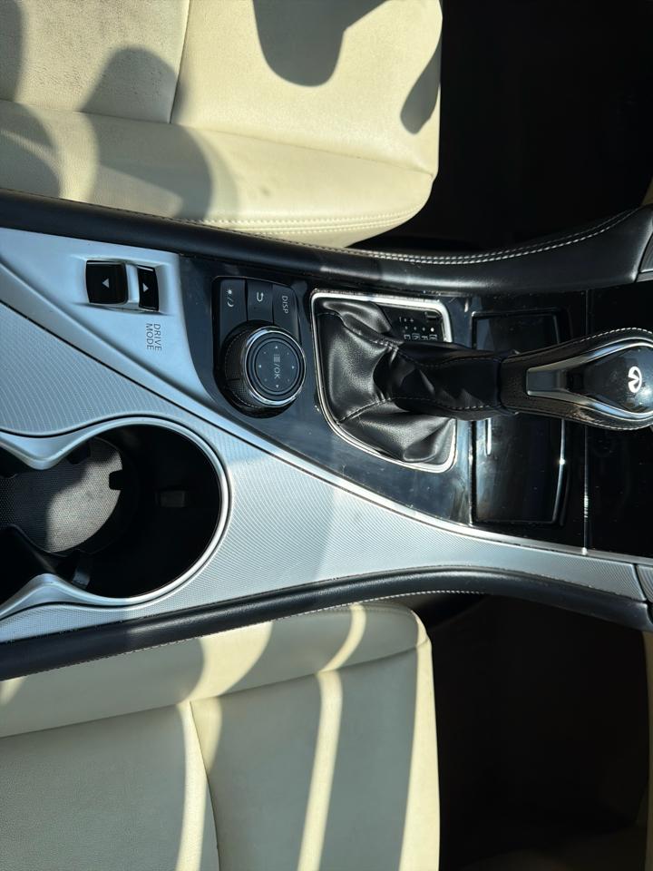 Infiniti Q50 3.0t LUXE RWD 2020