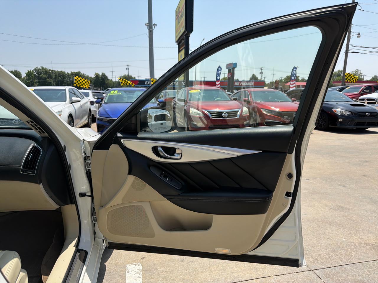 Infiniti Q50 3.0t LUXE RWD 2020