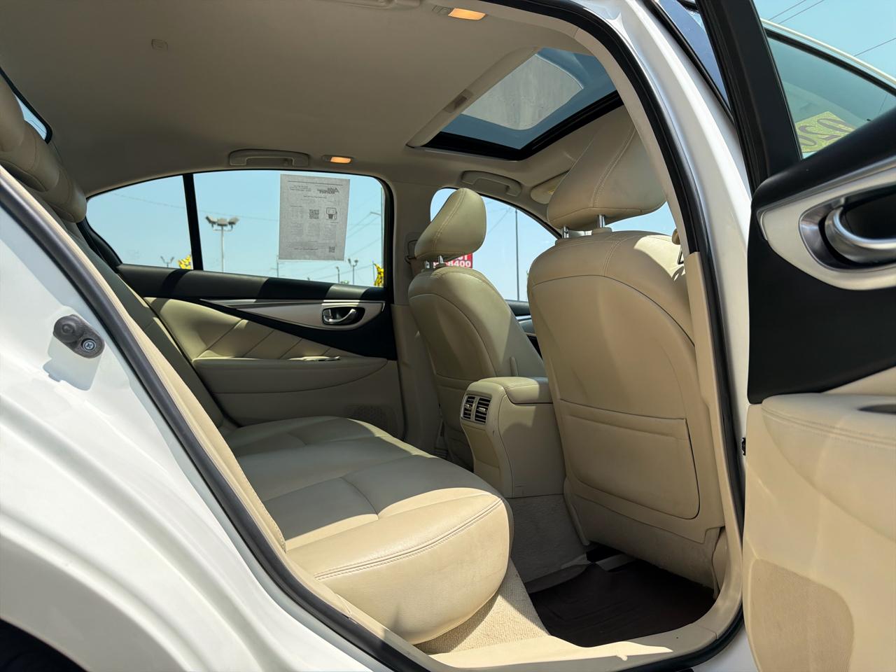 Infiniti Q50 3.0t LUXE RWD 2020