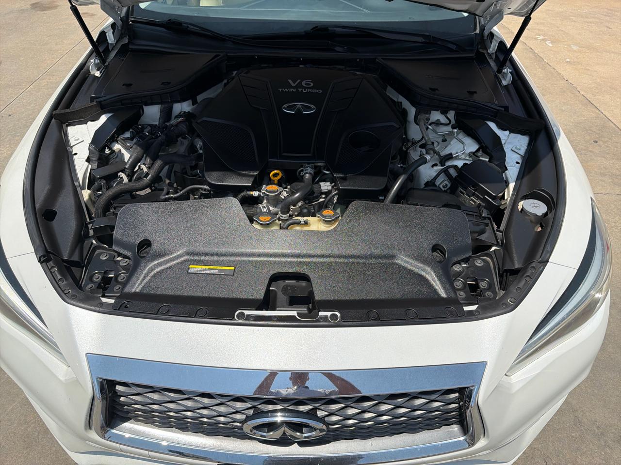 Infiniti Q50 3.0t LUXE RWD 2020
