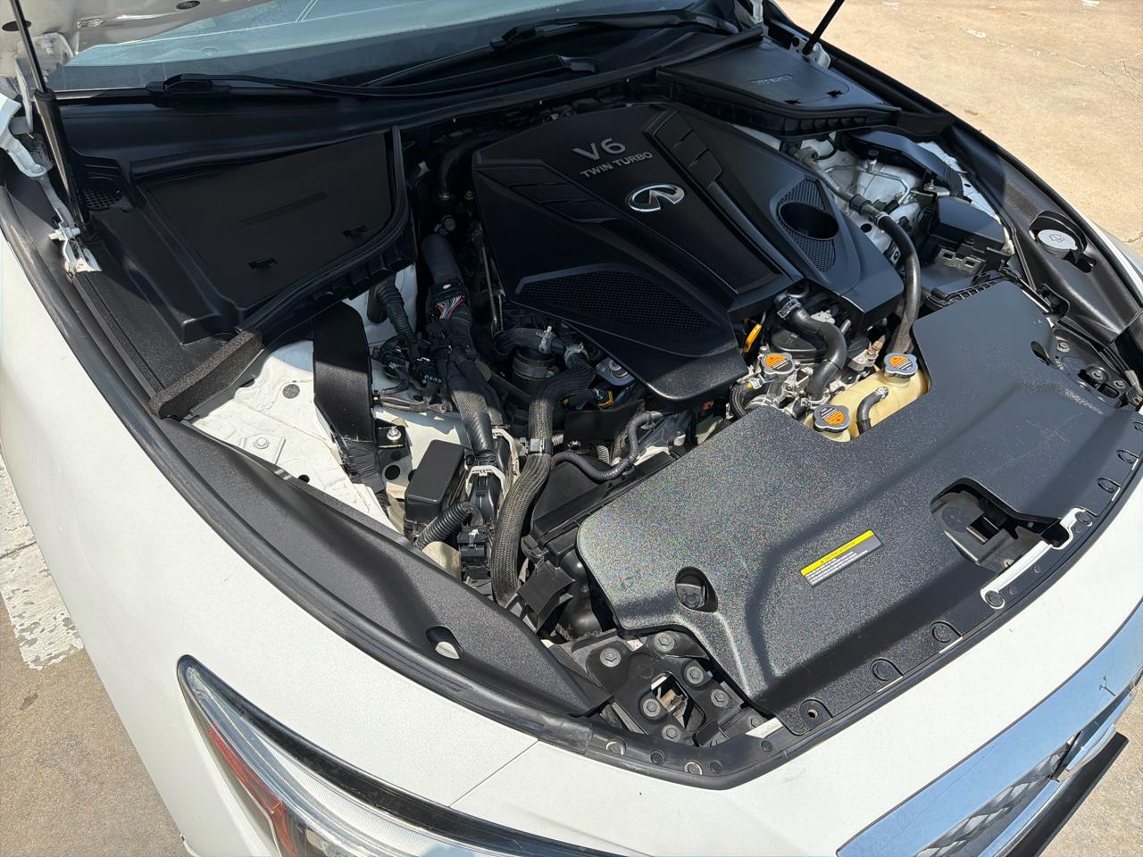 Infiniti Q50 3.0t LUXE RWD 2020