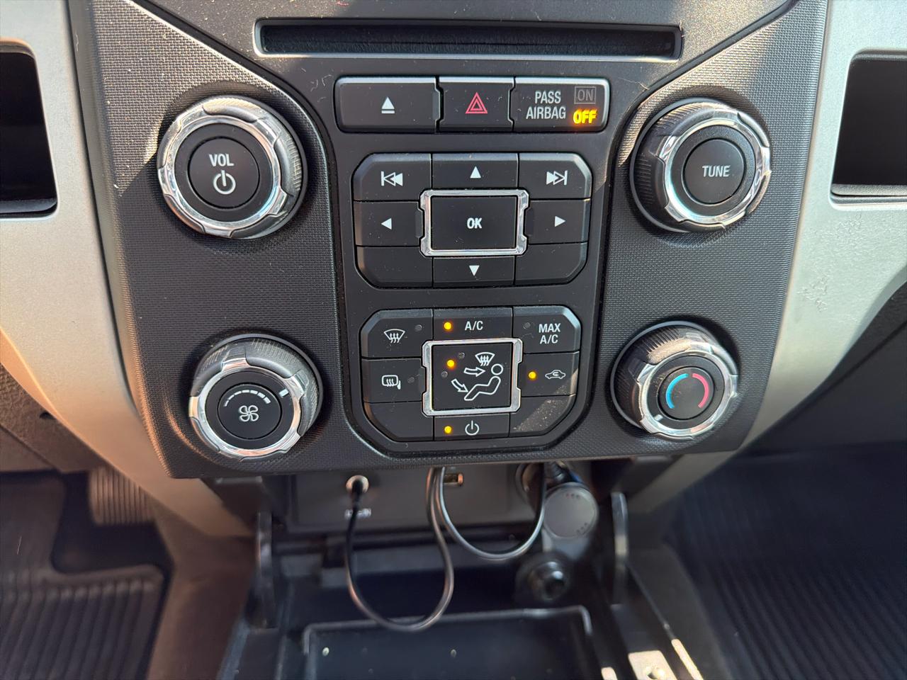 Ford F-150 4WD SuperCrew 145" XLT 2013