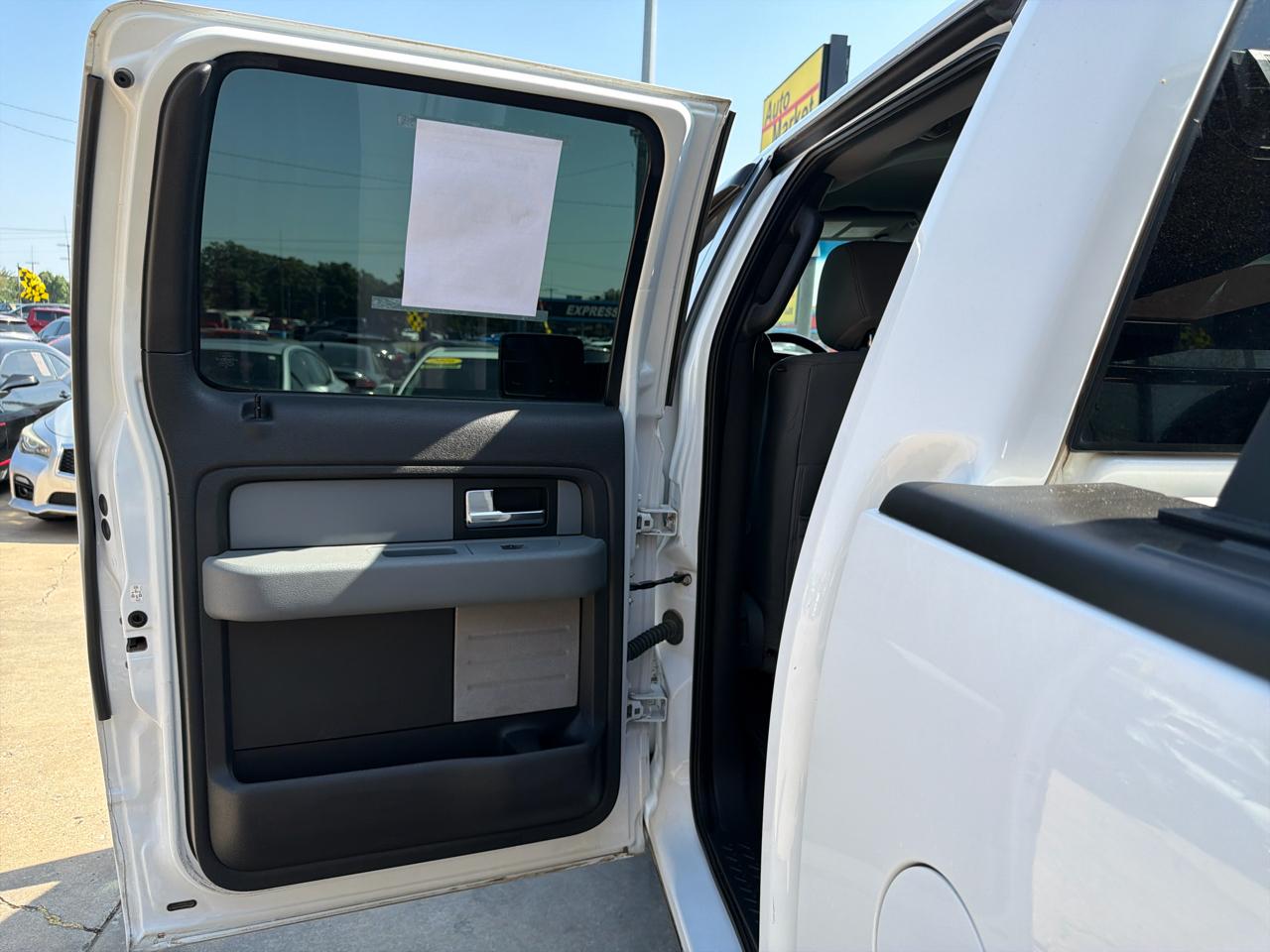 Ford F-150 4WD SuperCrew 145" XLT 2013