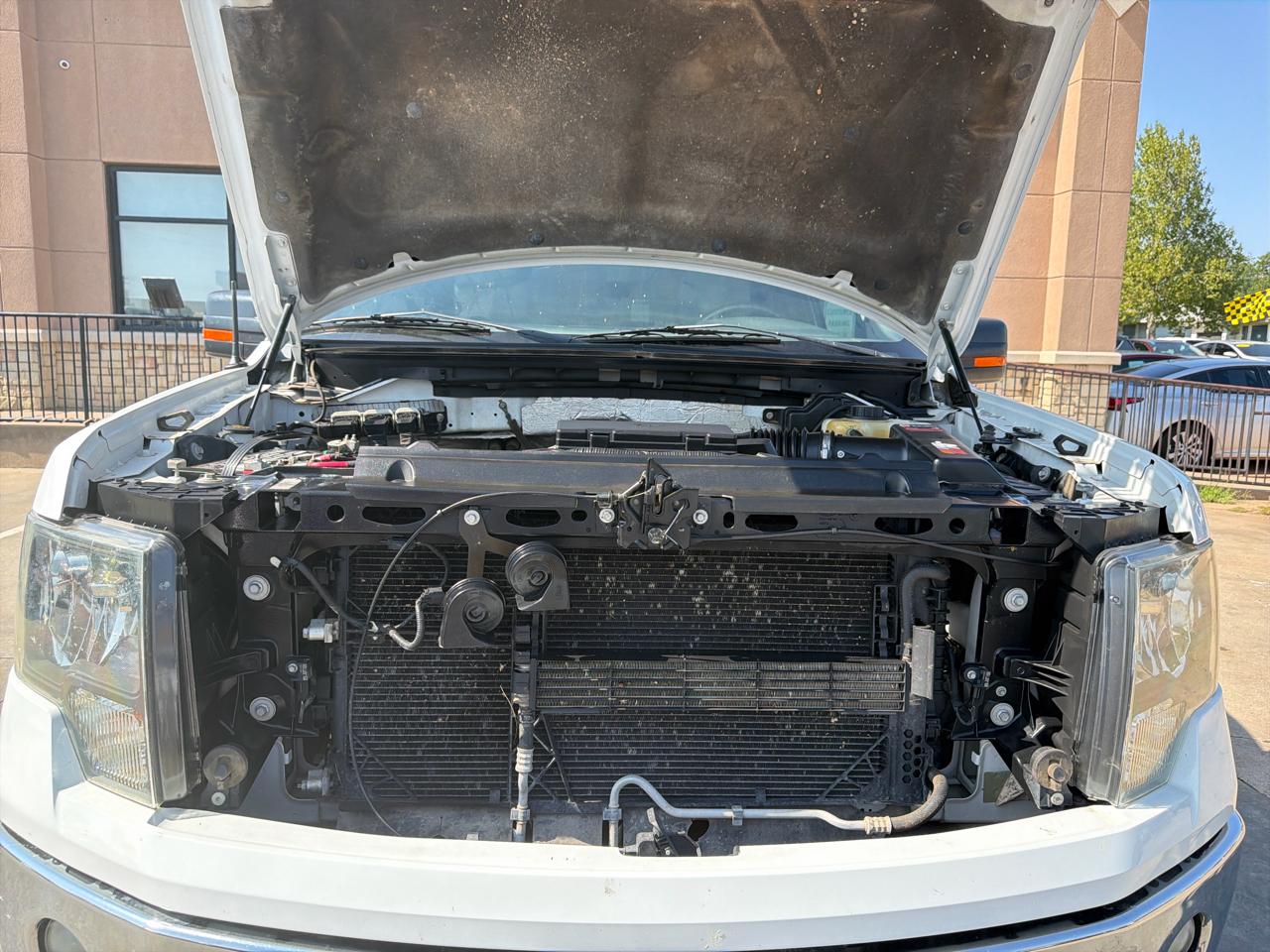 Ford F-150 4WD SuperCrew 145" XLT 2013