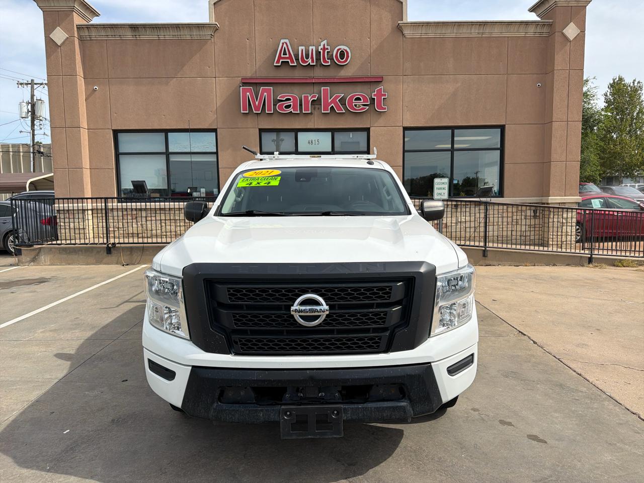 Nissan Titan XD 4x4 Crew Cab S 2021