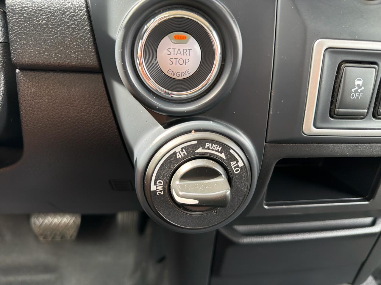 Nissan Titan XD 4x4 Crew Cab S 2021