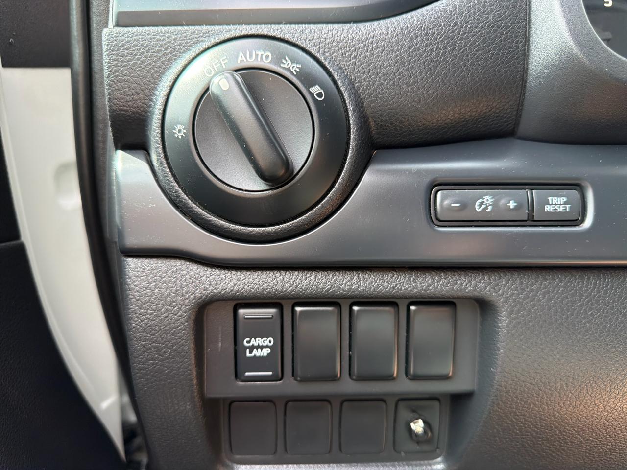Nissan Titan XD 4x4 Crew Cab S 2021