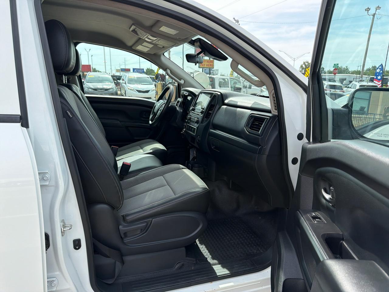 Nissan Titan XD 4x4 Crew Cab S 2021