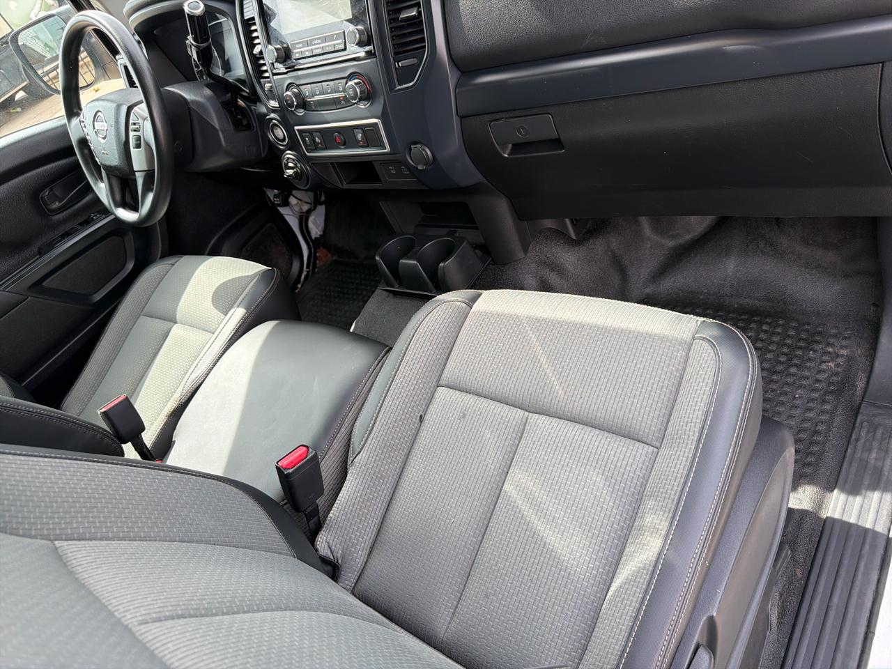 Nissan Titan XD 4x4 Crew Cab S 2021
