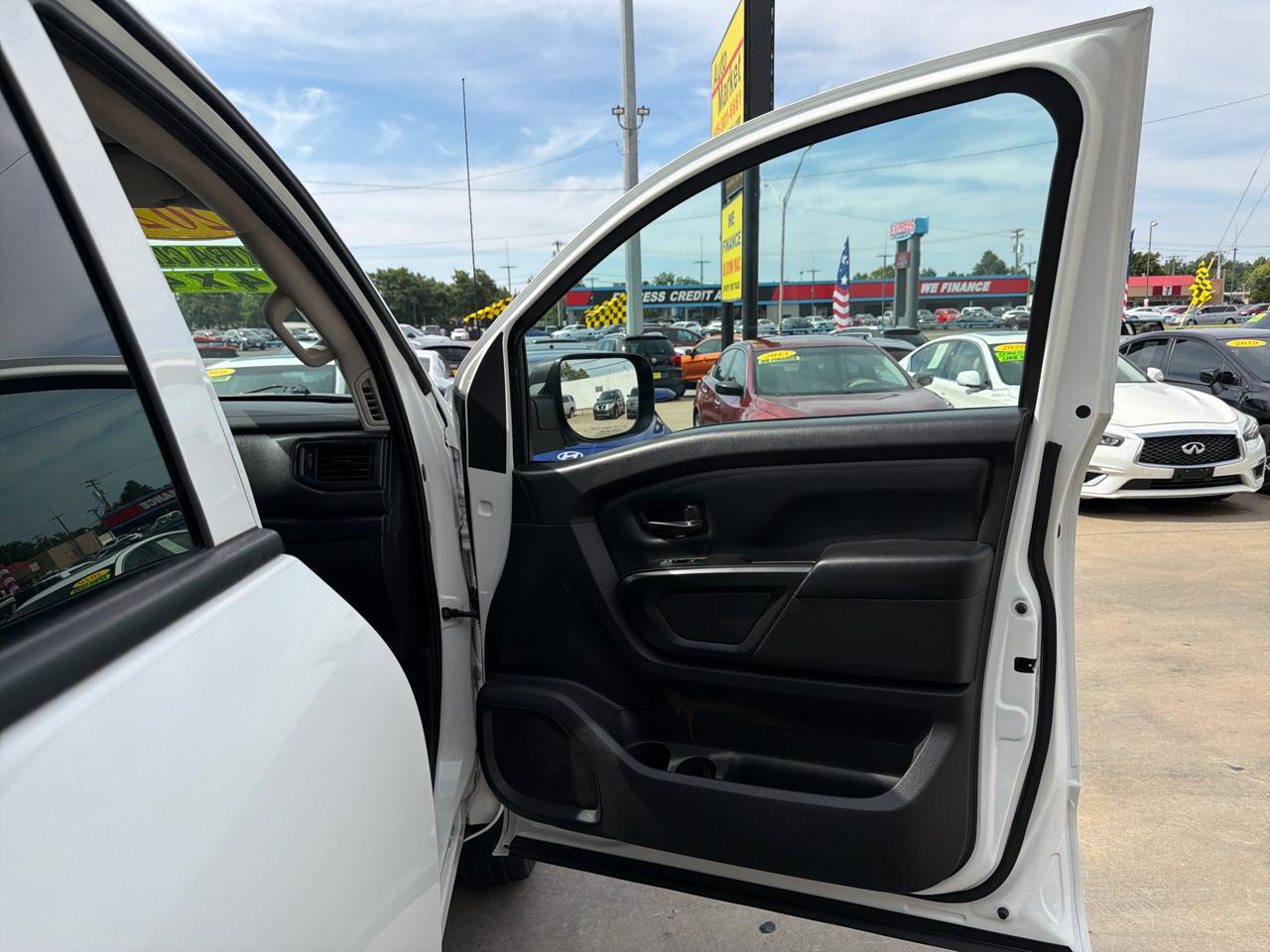 Nissan Titan XD 4x4 Crew Cab S 2021
