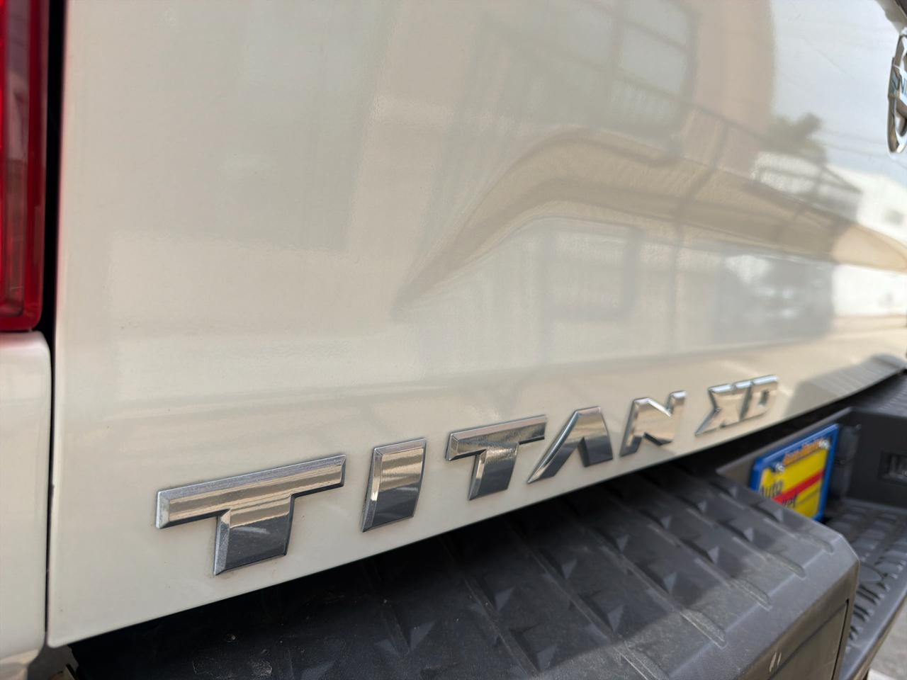 Nissan Titan XD 4x4 Crew Cab S 2021