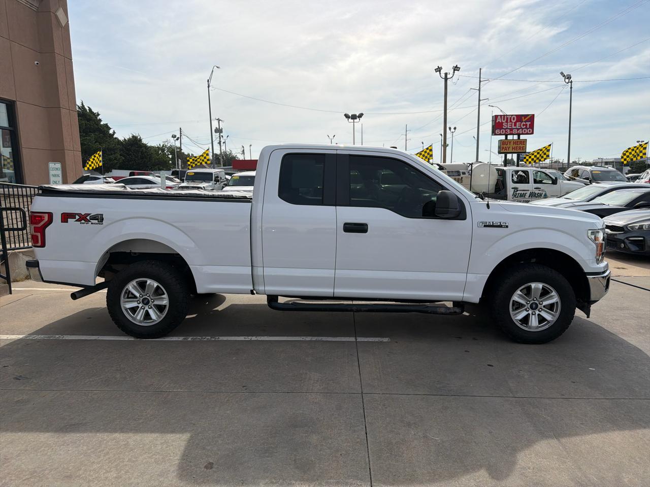 Ford F-150 Lariat 4WD SuperCab 8' Box 2018