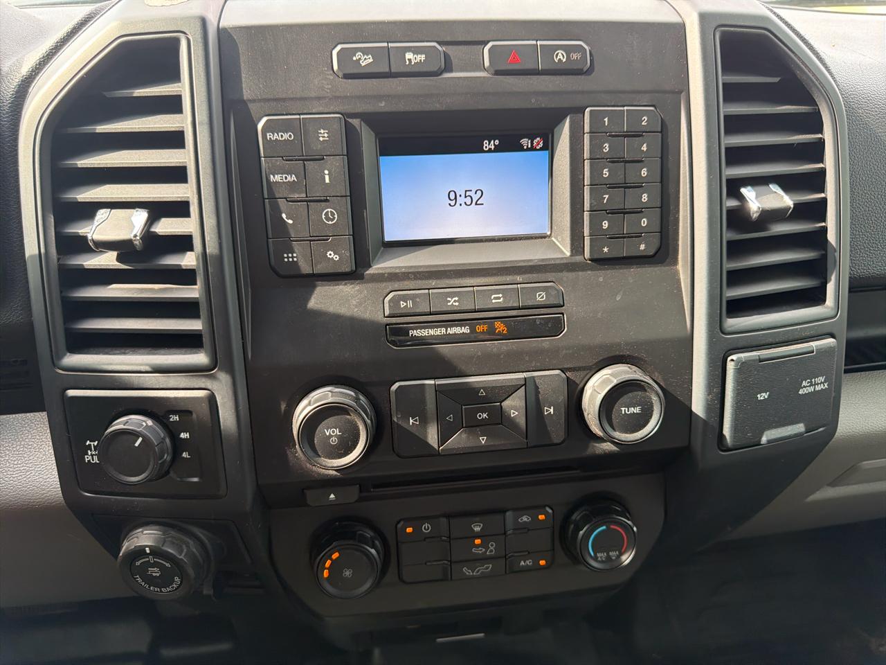 Ford F-150 Lariat 4WD SuperCab 8' Box 2018