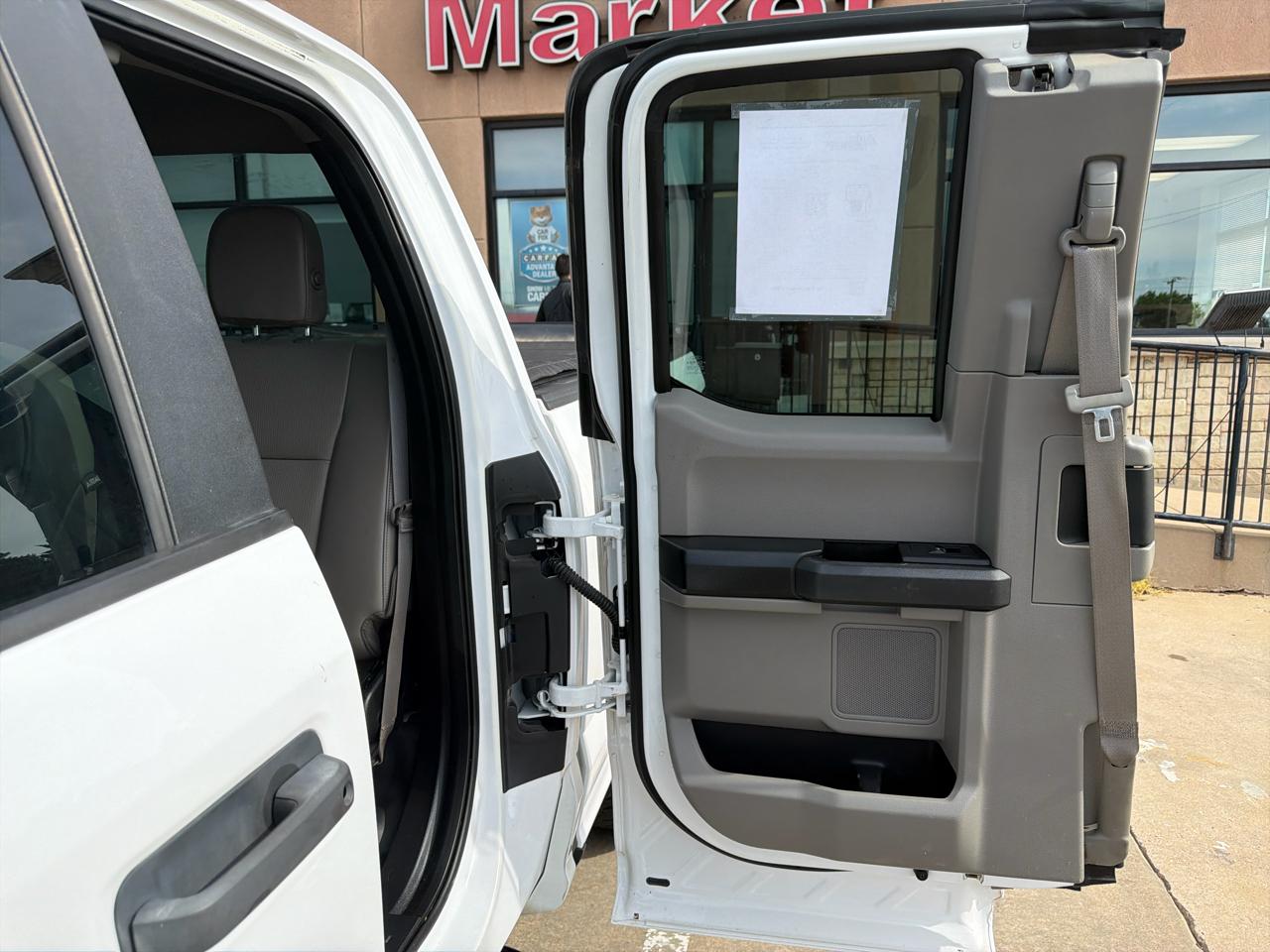 Ford F-150 Lariat 4WD SuperCab 8' Box 2018