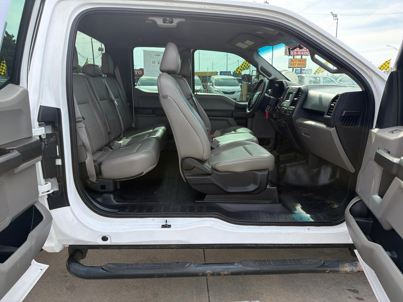 Ford F-150 Lariat 4WD SuperCab 8' Box 2018
