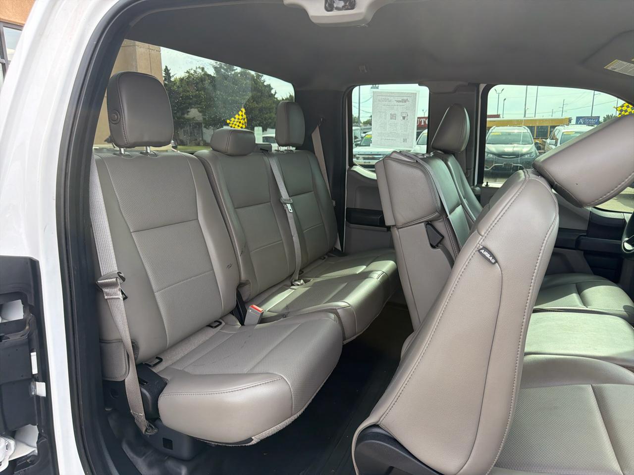 Ford F-150 Lariat 4WD SuperCab 8' Box 2018