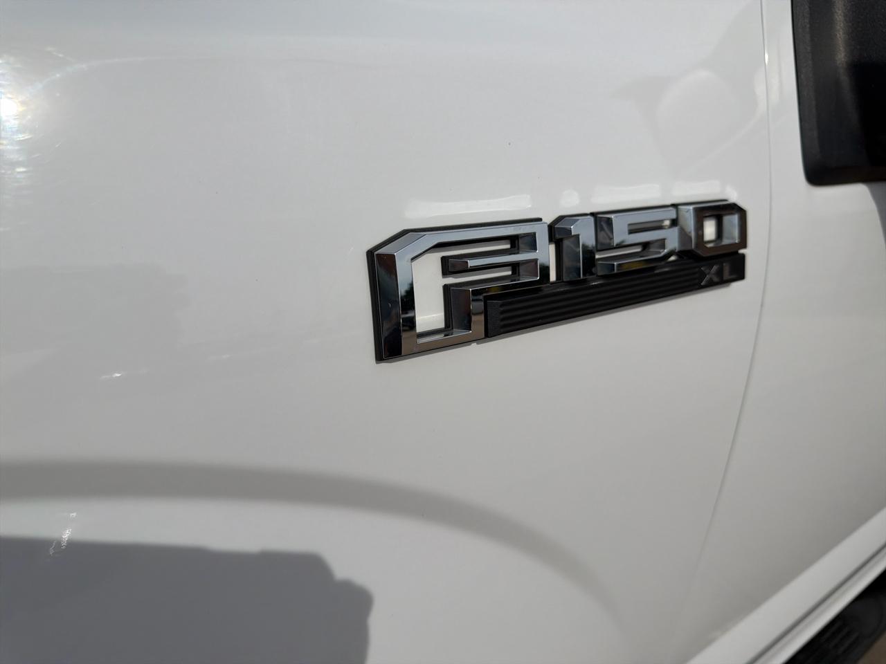 Ford F-150 Lariat 4WD SuperCab 8' Box 2018