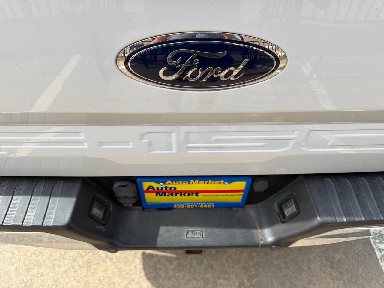 Ford F-150 Lariat 4WD SuperCab 8' Box 2018