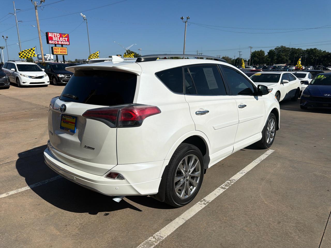 Toyota RAV4 Limited FWD (Natl) 2017