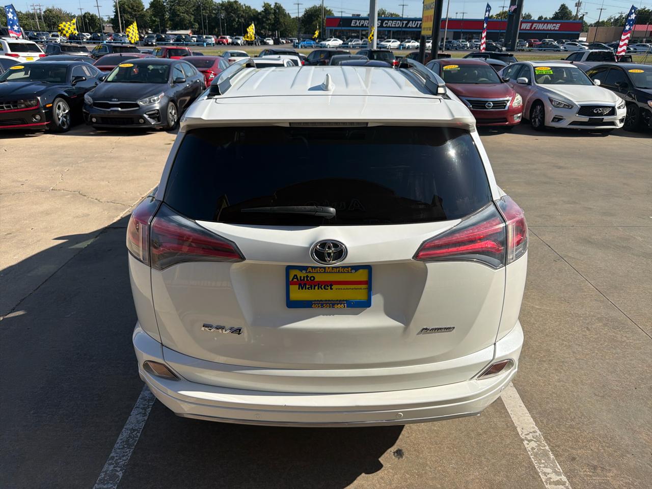Toyota RAV4 Limited FWD (Natl) 2017