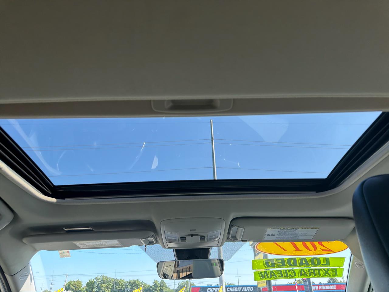 Toyota RAV4 Limited FWD (Natl) 2017