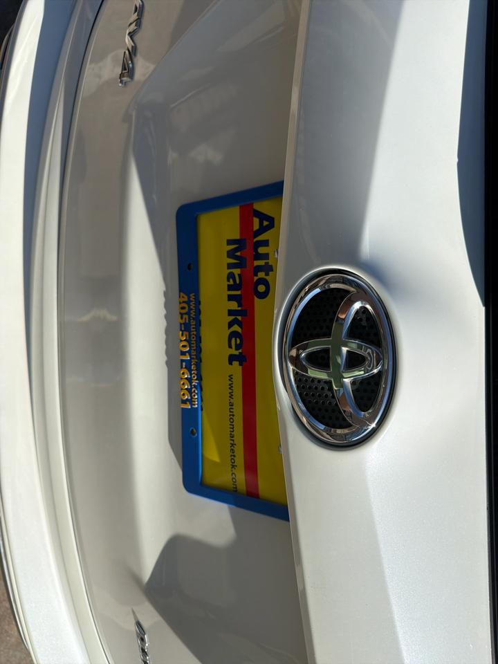 Toyota RAV4 Limited FWD (Natl) 2017