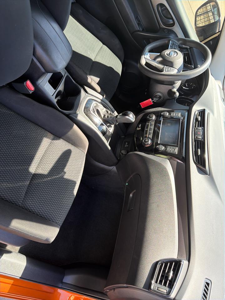 Nissan Rogue Sport FWD S 2020