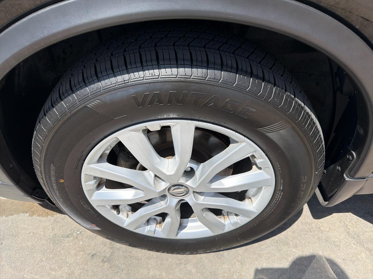 Nissan Rogue AWD SV 2018