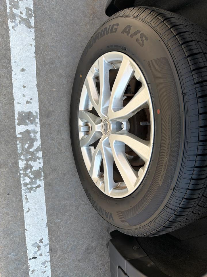 Nissan Rogue AWD SV 2018