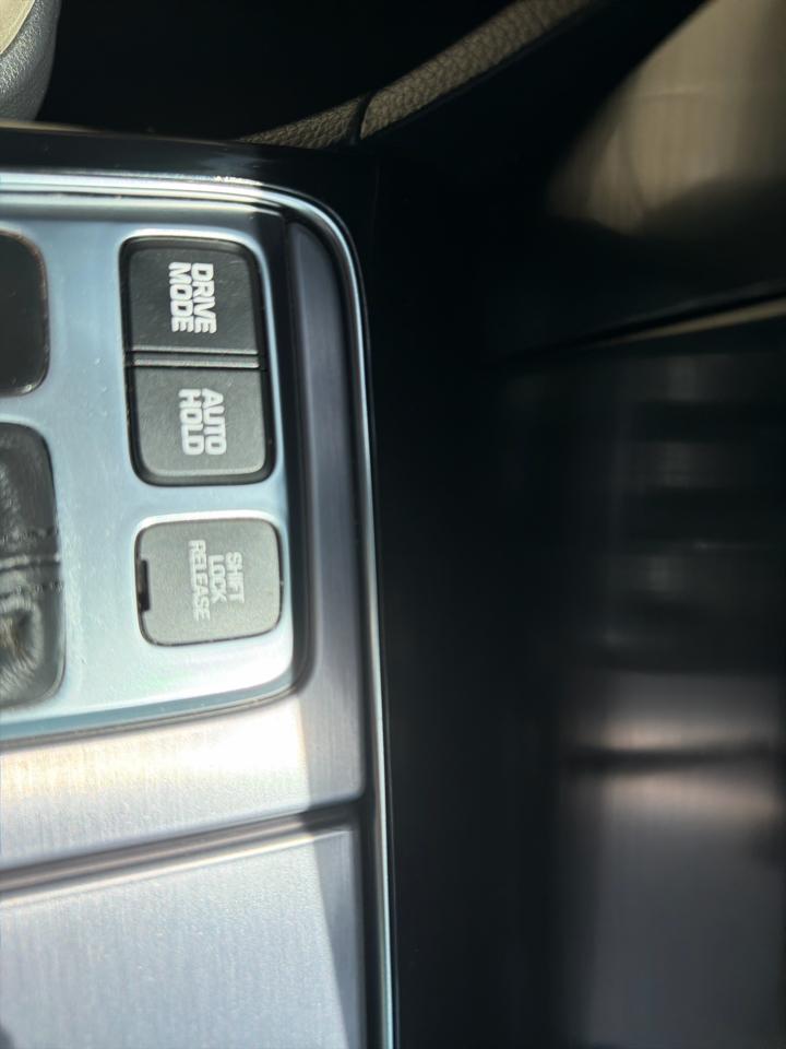 Hyundai Equus 4dr Sdn Signature 2016