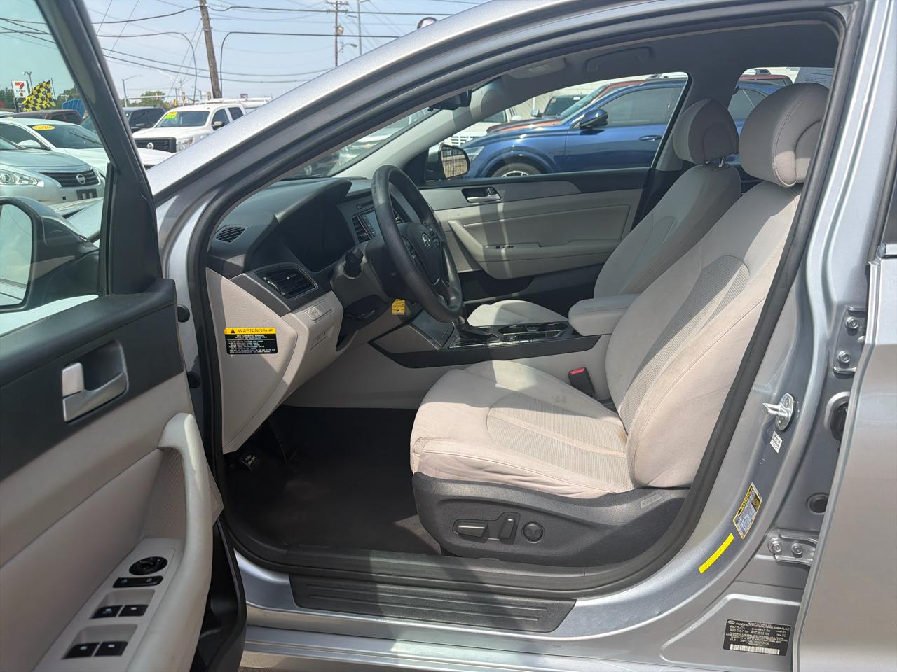 Hyundai Sonata 4dr Sdn 2.4L SE PZEV 2015